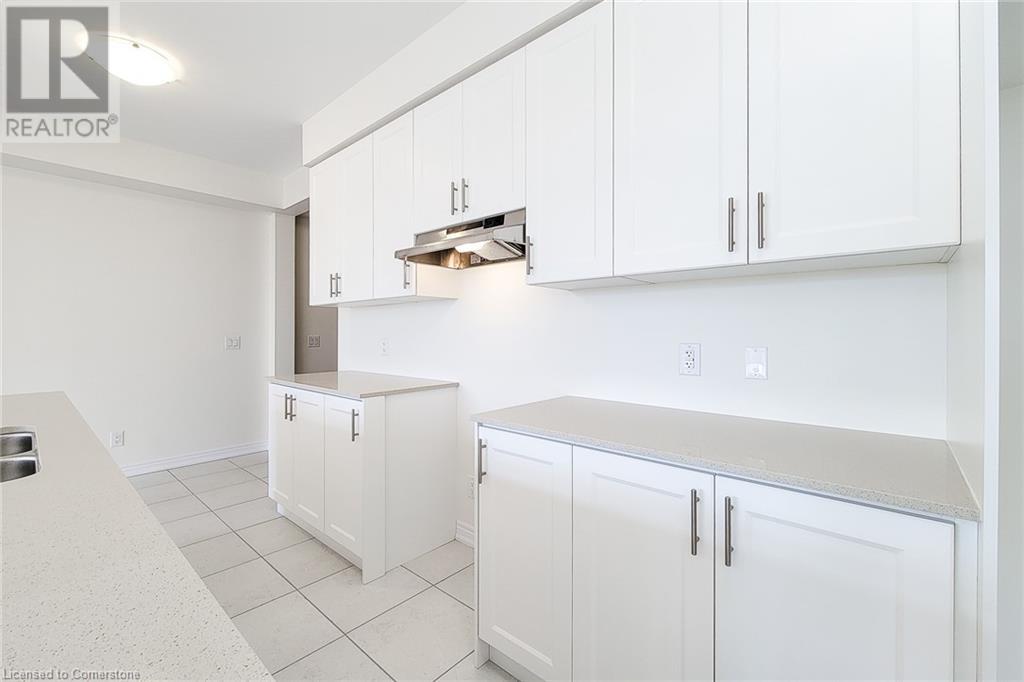 272 Broadacre Drive, Kitchener, Ontario  N2R 0S6 - Photo 13 - 40680435