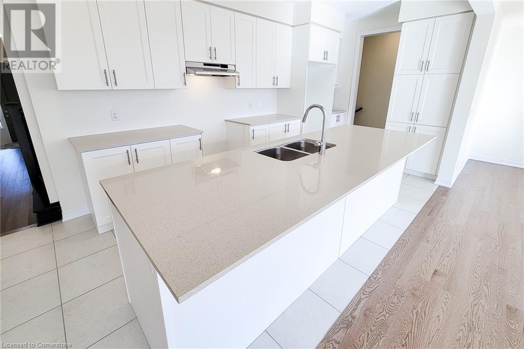 272 Broadacre Drive, Kitchener, Ontario  N2R 0S6 - Photo 12 - 40680435