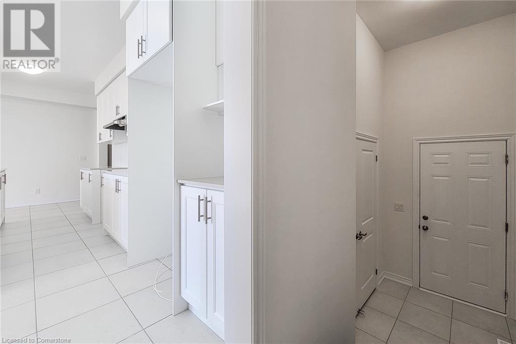 272 Broadacre Drive, Kitchener, Ontario  N2R 0S6 - Photo 16 - 40680435