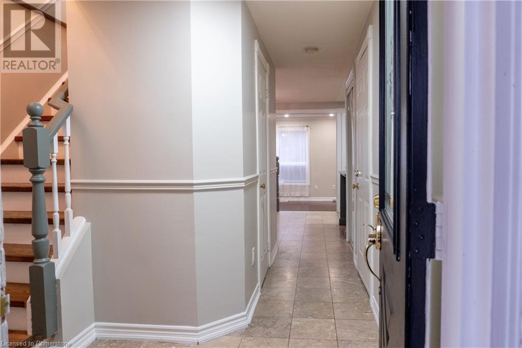 98 Kovac Road, Cambridge, Ontario  N1R 8K4 - Photo 3 - 40685251