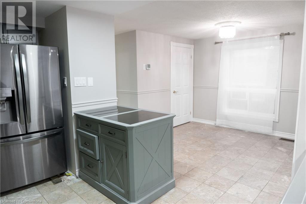 98 Kovac Road, Cambridge, Ontario  N1R 8K4 - Photo 7 - 40685251