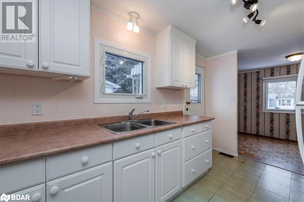 15 Flora Drive, Innisfil, Ontario  L9S 1R3 - Photo 10 - 40682997