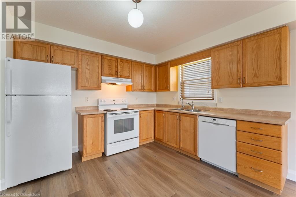 408 Speckled Alder Street, Waterloo, Ontario  N2V 2S9 - Photo 7 - 40685276