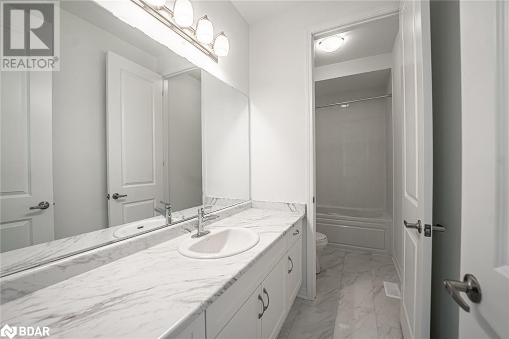 713 Mika Street, Innisfil, Ontario  L9S 0R8 - Photo 16 - 40685278