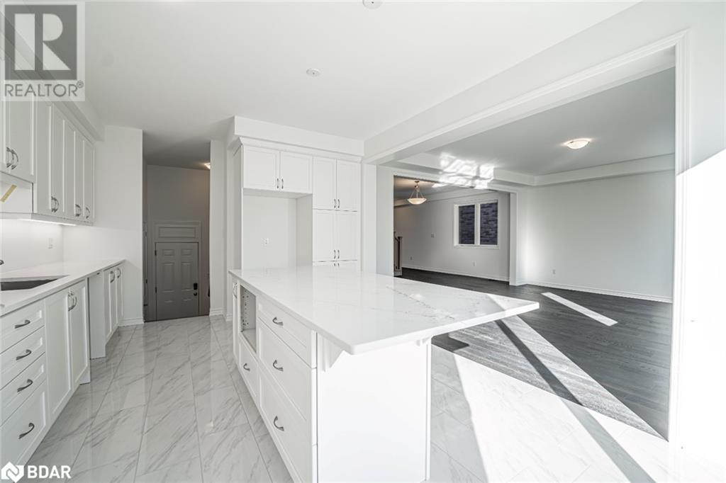 713 Mika Street, Innisfil, Ontario  L9S 0R8 - Photo 5 - 40685278