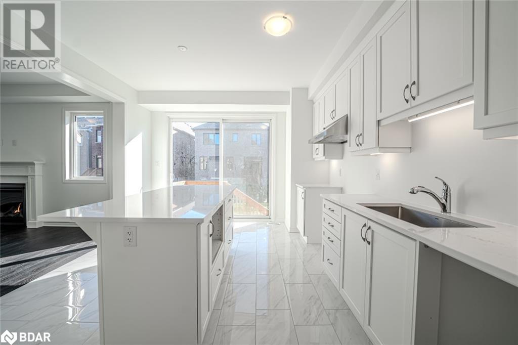 713 Mika Street, Innisfil, Ontario  L9S 0R8 - Photo 6 - 40685278