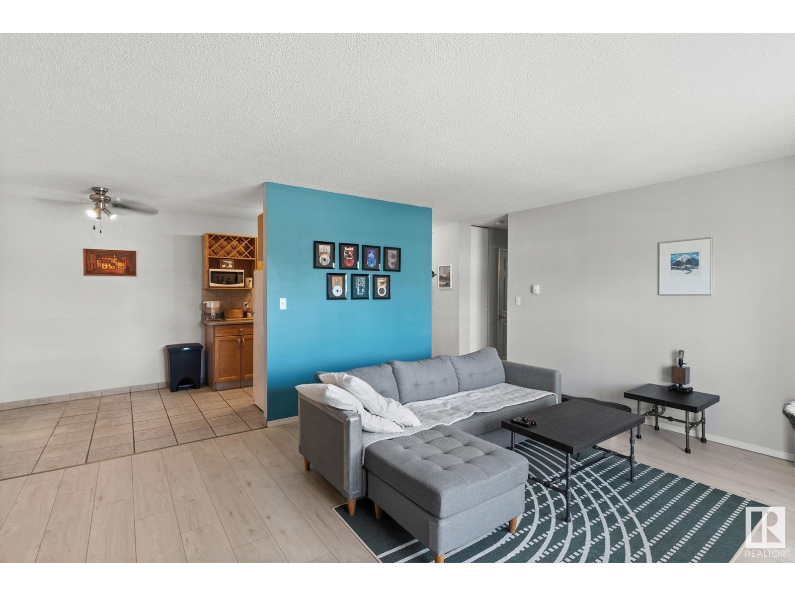 Property at 2545 116 ST NW image 1