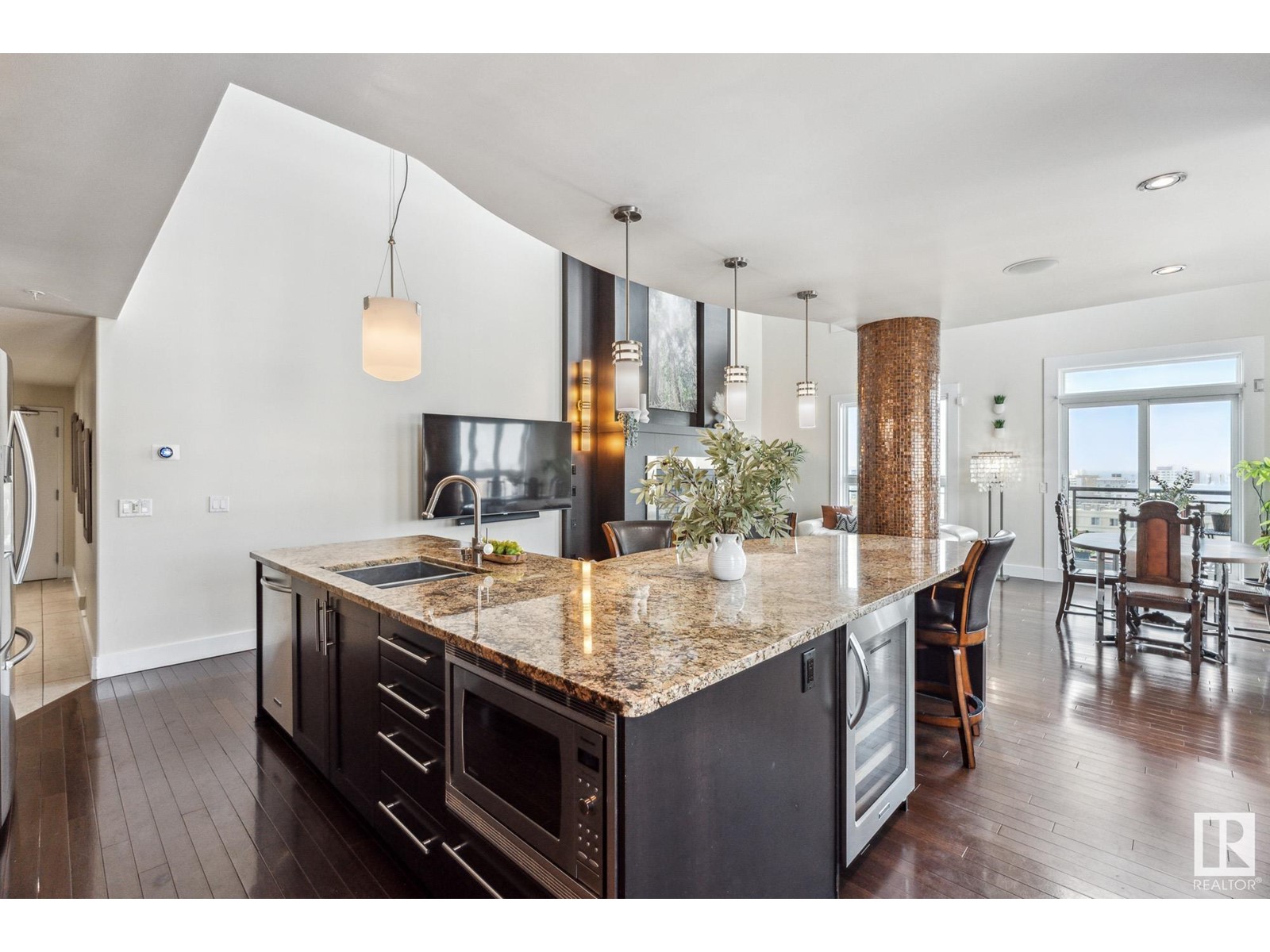 Property at #PH04/1804 9939 109 ST NW image 3