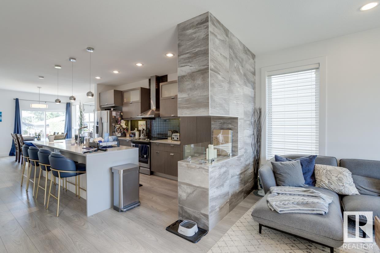 Property at 8718 150 ST NW image 3