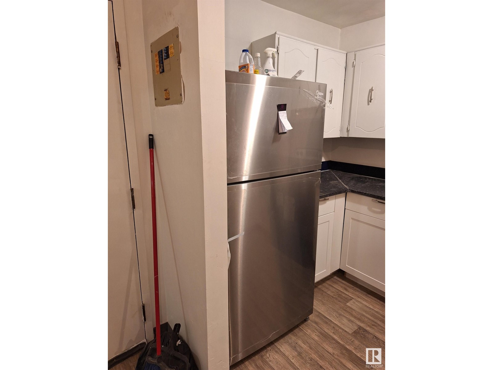 Property at #203 14816 26 ST NW image 2