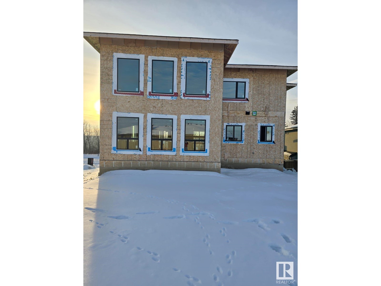 Property at 3483 KESWICK BV SW image 5