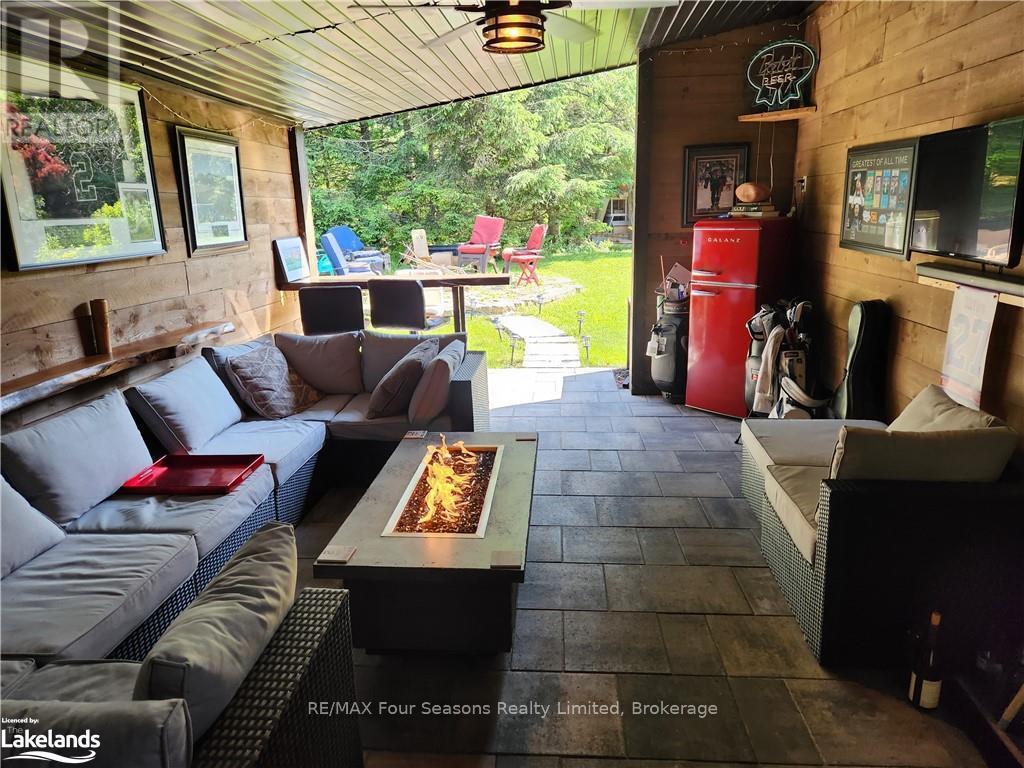 209342 Highway 26, Blue Mountains, Ontario  L9Y 0T6 - Photo 1 - X11892811