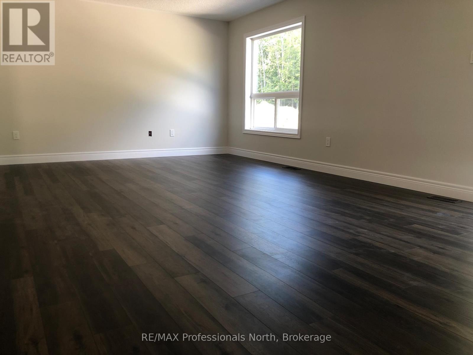 225 Wild Rose Drive, Gravenhurst, Ontario  P1P 0B4 - Photo 7 - X11892820