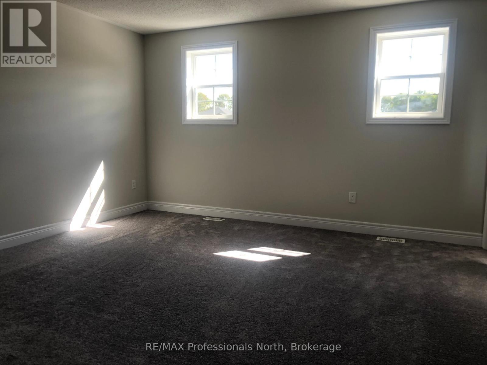 225 Wild Rose Drive, Gravenhurst, Ontario  P1P 0B4 - Photo 9 - X11892820