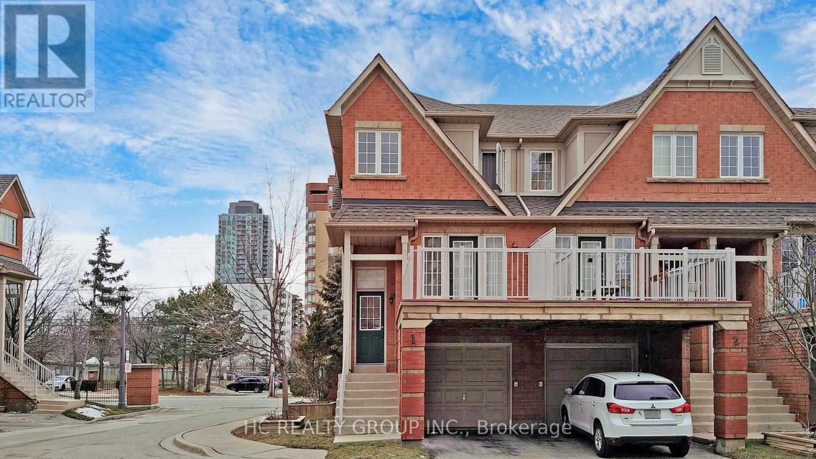 1 - 38 Fairview Road, Mississauga, Ontario  L5B 4J8 - Photo 1 - W11892802