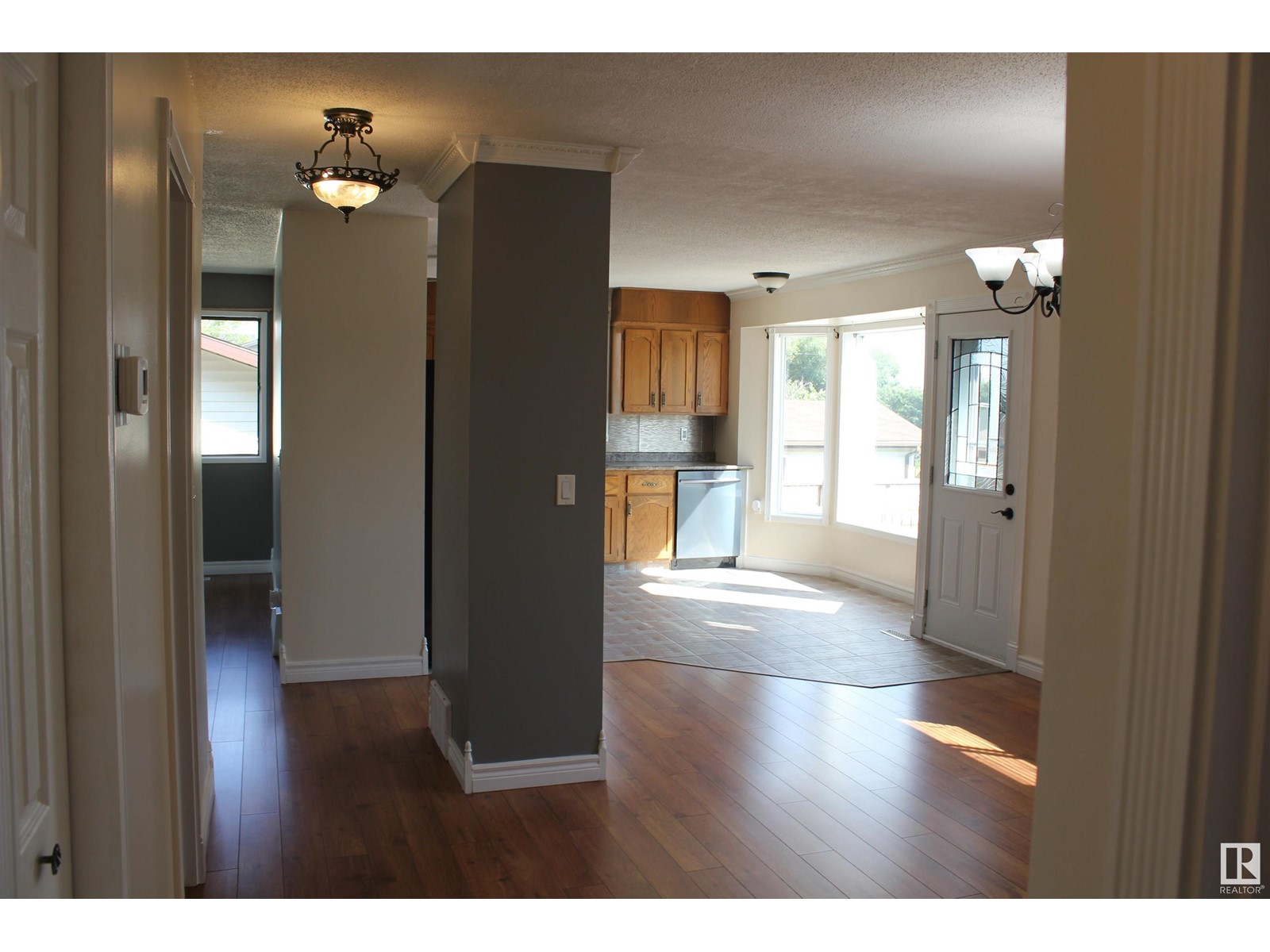 Property at 5129 58 AV image 2