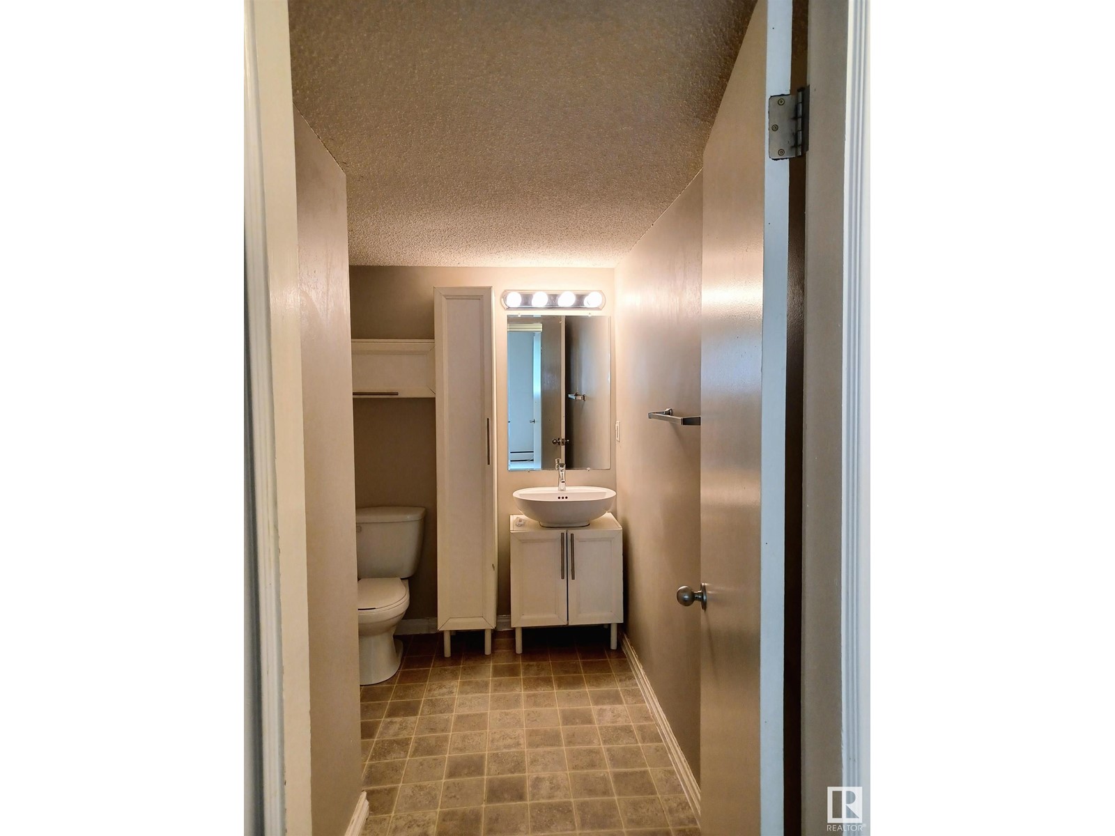 #207 10305 116 Street Nw Nw, Edmonton, Alberta  T5K 1W5 - Photo 7 - E4403948