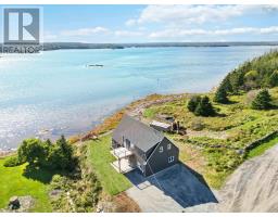23 Williams Road, Ostrea Lake, Ca