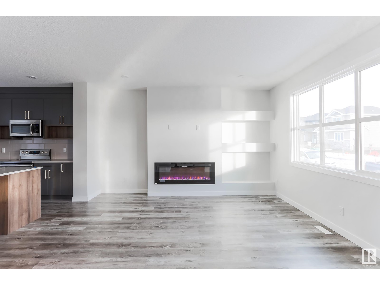 Property at 54 EDEN LI image 3