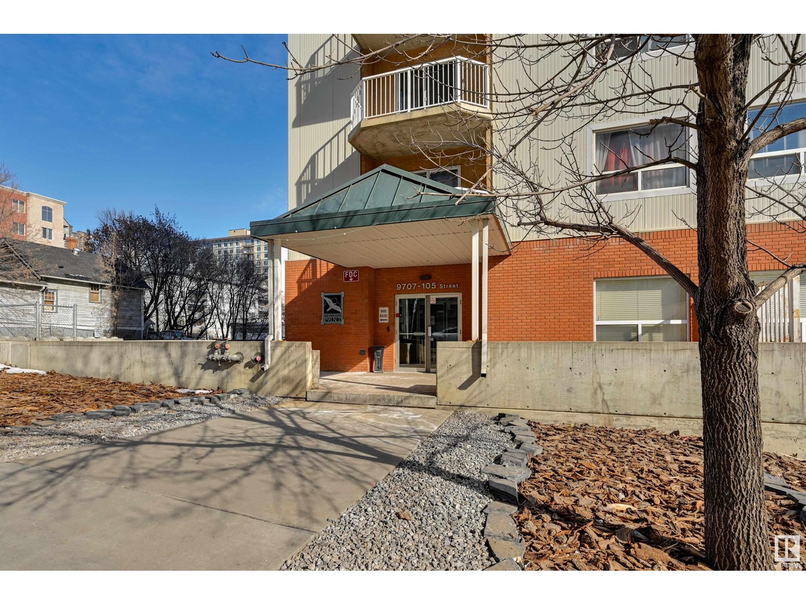 Property at #804 9707 105 ST NW image 2