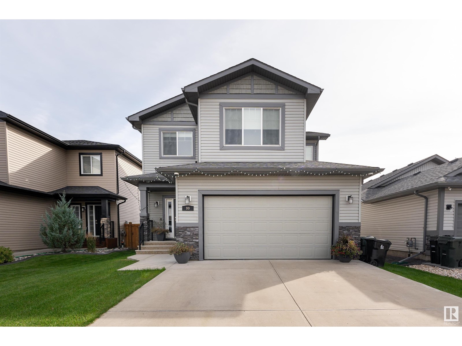 Property at 99 HILLDOWNS DR image 1