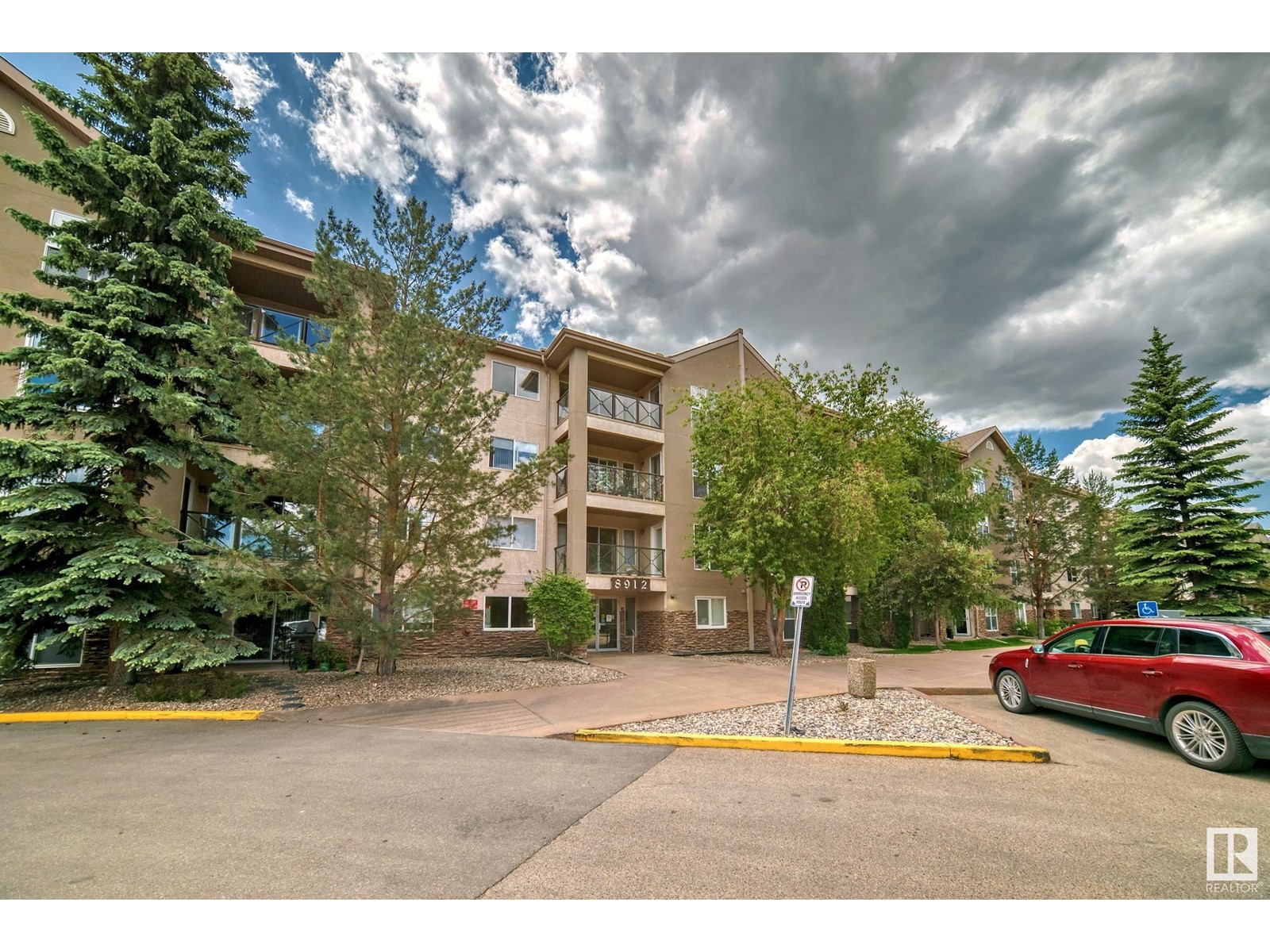 #412 8912 156 St Nw, Edmonton, Alberta  T5R 5Z2 - Photo 3 - E4409419