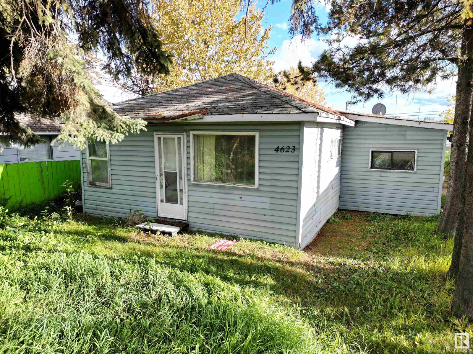 Property at 4623 4 Avenue image 1