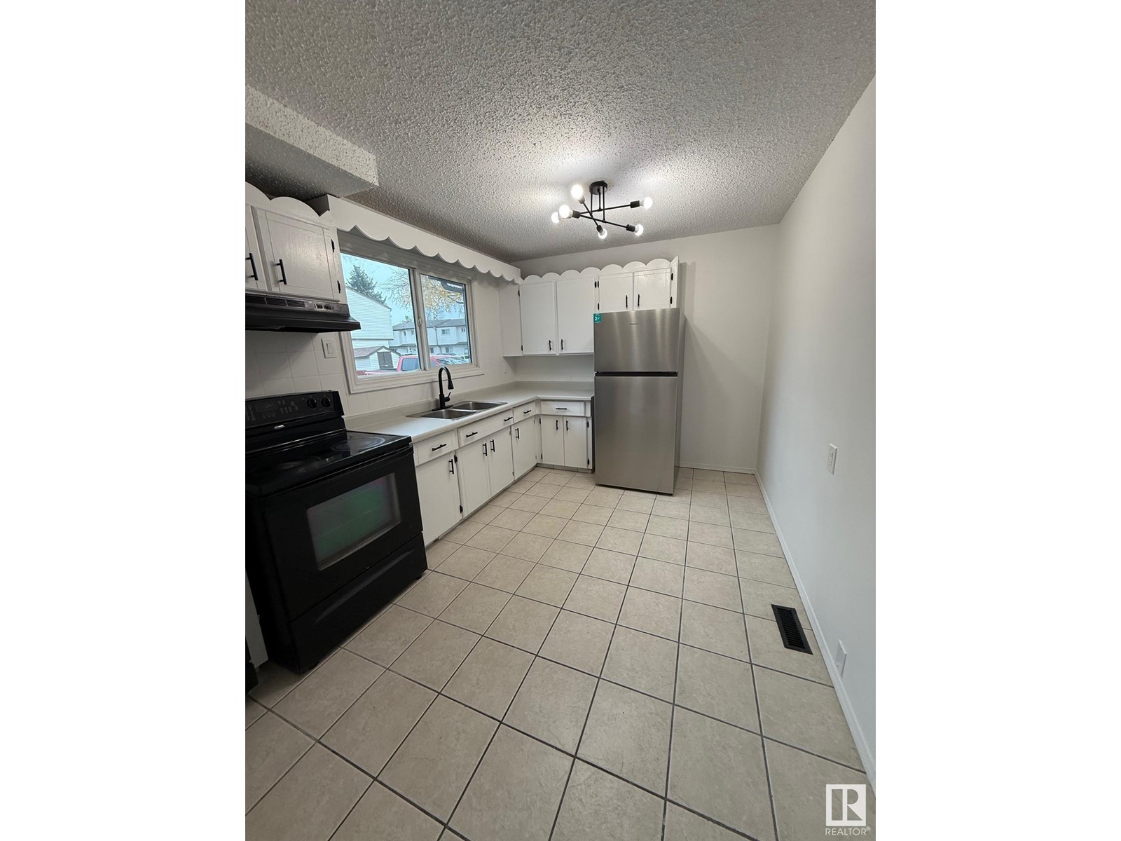 2645 135 Av Nw, Edmonton, Alberta  T5A 3S3 - Photo 39 - E4409225