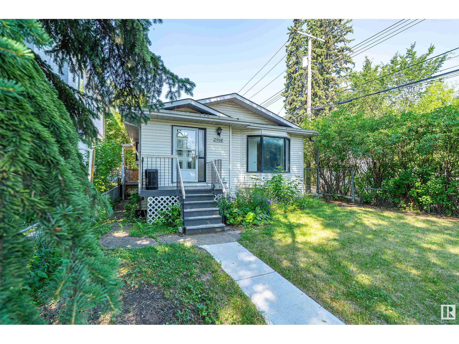 7918 110 St Nw, Edmonton, Alberta  T6G 1G4 - Photo 2 - E4409385