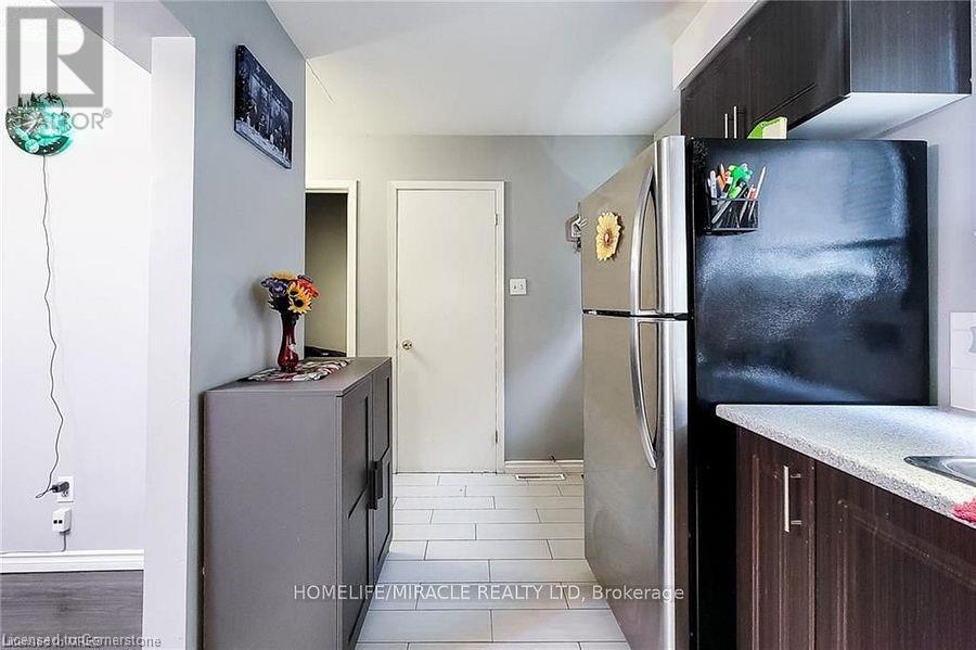 62 Riverdale Drive Unit# 26, Hamilton, Ontario  L8E 1K3 - Photo 12 - 40685246