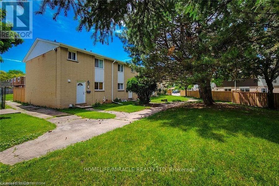 62 Riverdale Drive Unit# 26, Hamilton, Ontario  L8E 1K3 - Photo 2 - 40685246