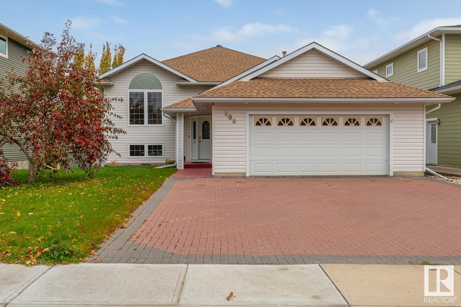 Property at 808 26 ST image 1