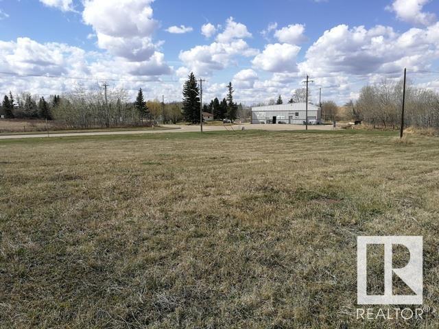 5620 55 Av, Tofield, Alberta  T0B 4J0 - Photo 2 - E4412112