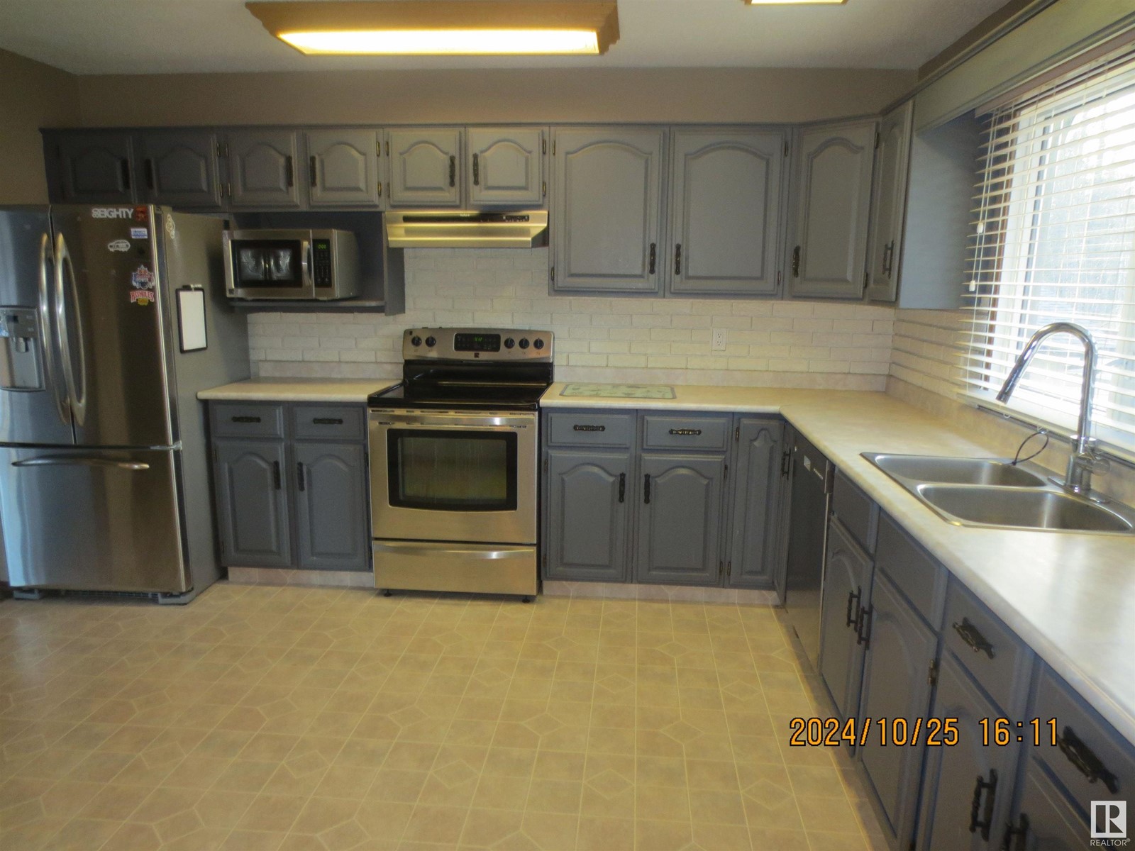 Property at 1450 55 Street image 2