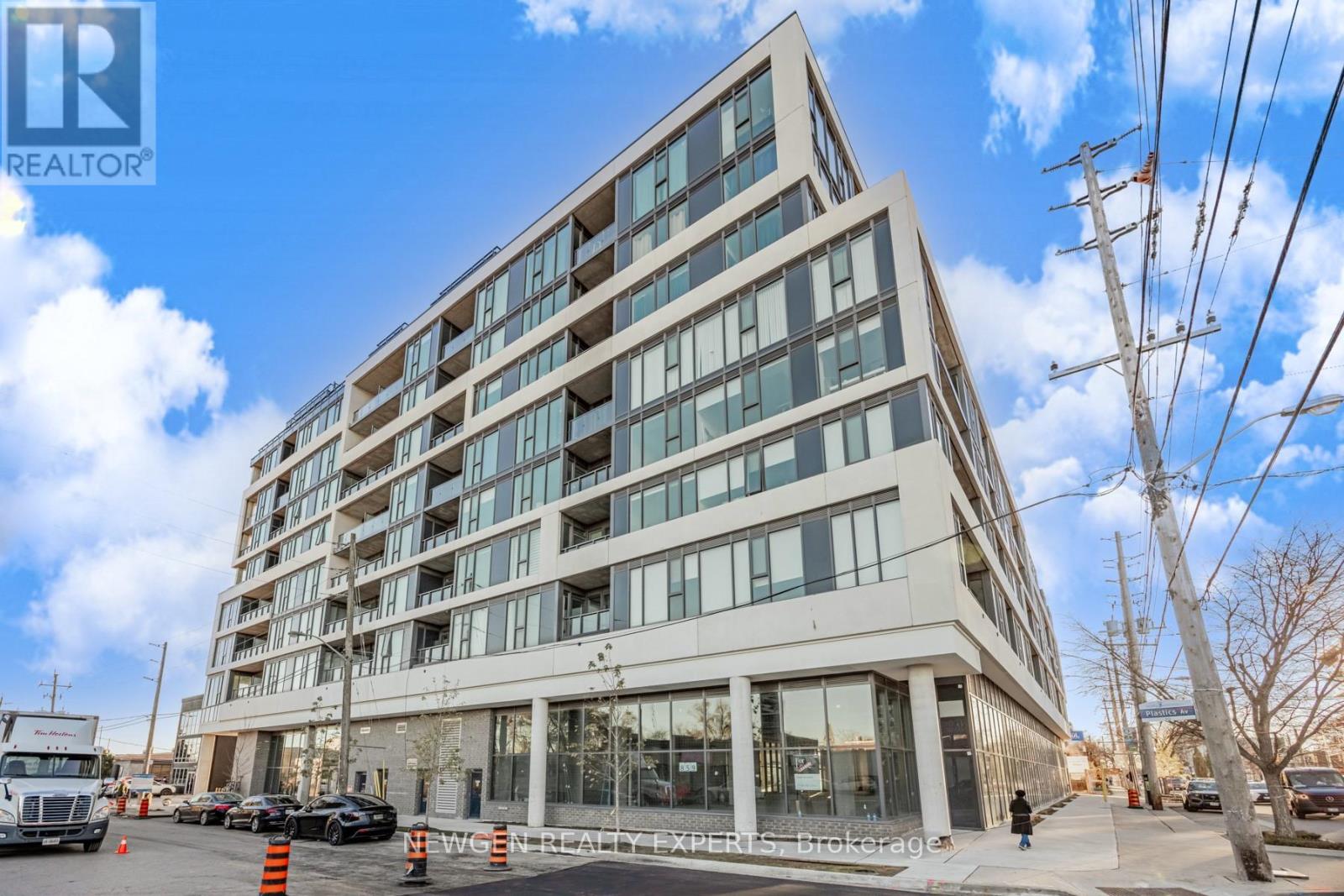 1007 - 859 The Queensway, Toronto, Ontario  M8Z 1N8 - Photo 1 - W11892922