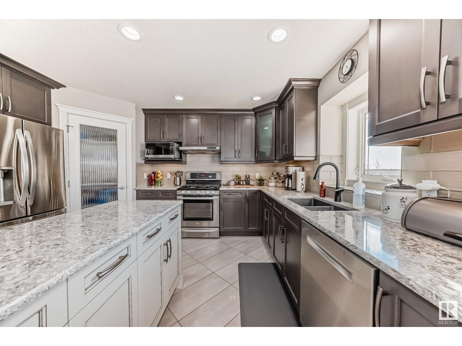 1527 Haswell Cl Nw, Edmonton, Alberta  T6R 3J4 - Photo 7 - E4410896