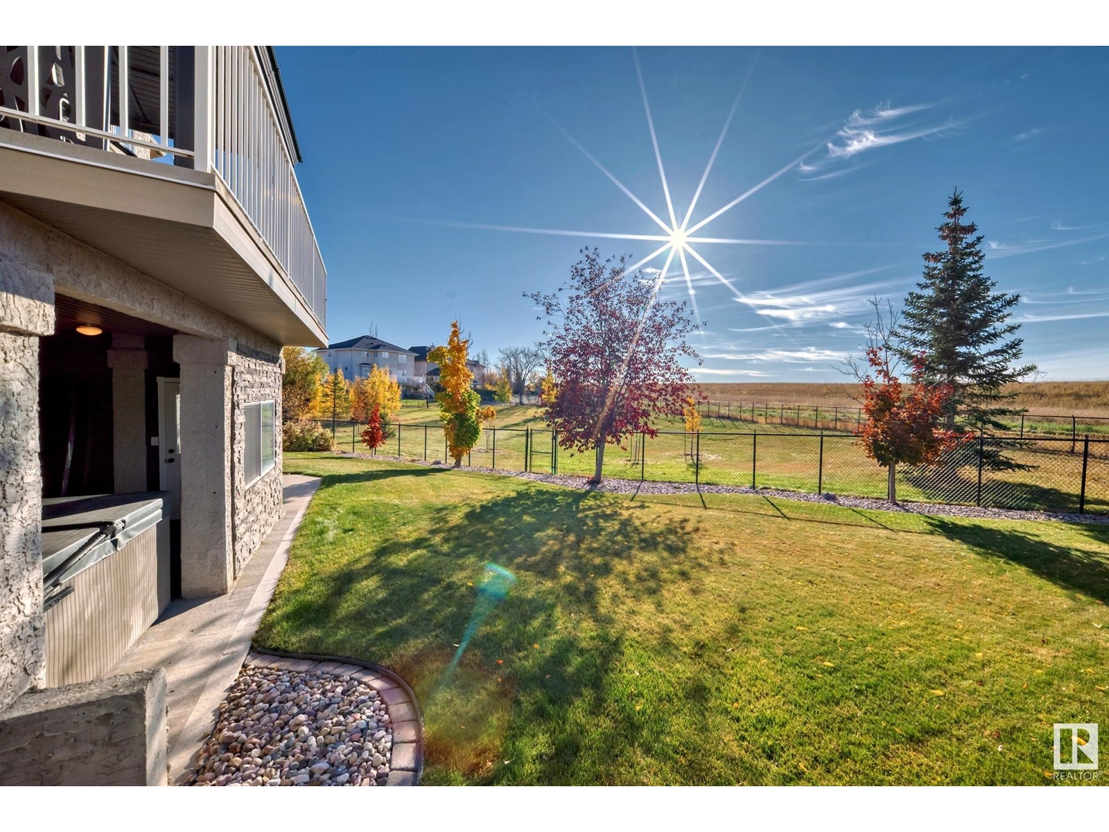 1527 Haswell Cl Nw, Edmonton, Alberta  T6R 3J4 - Photo 4 - E4410896