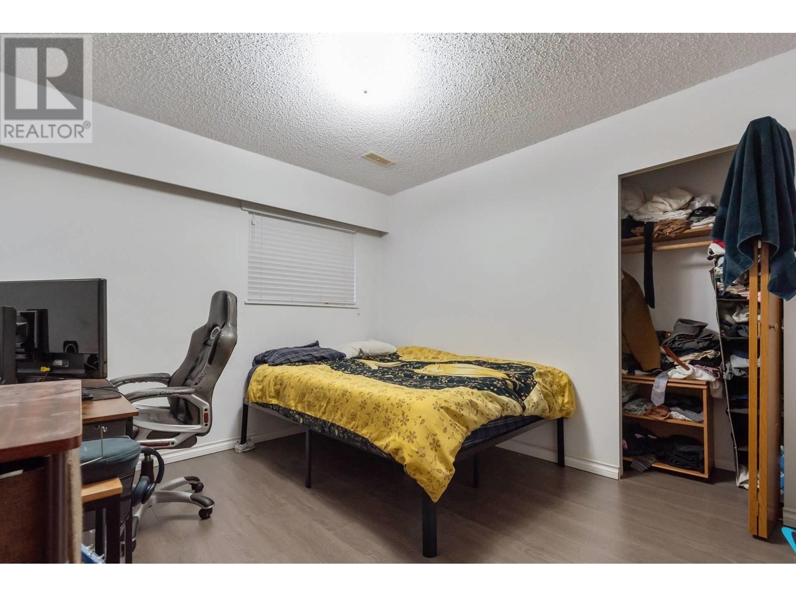 Listing Picture 21 of 24 : 2187 MANNERING AVENUE, Vancouver / 溫哥華 - 魯藝地產 Yvonne Lu Group - MLS Medallion Club Member