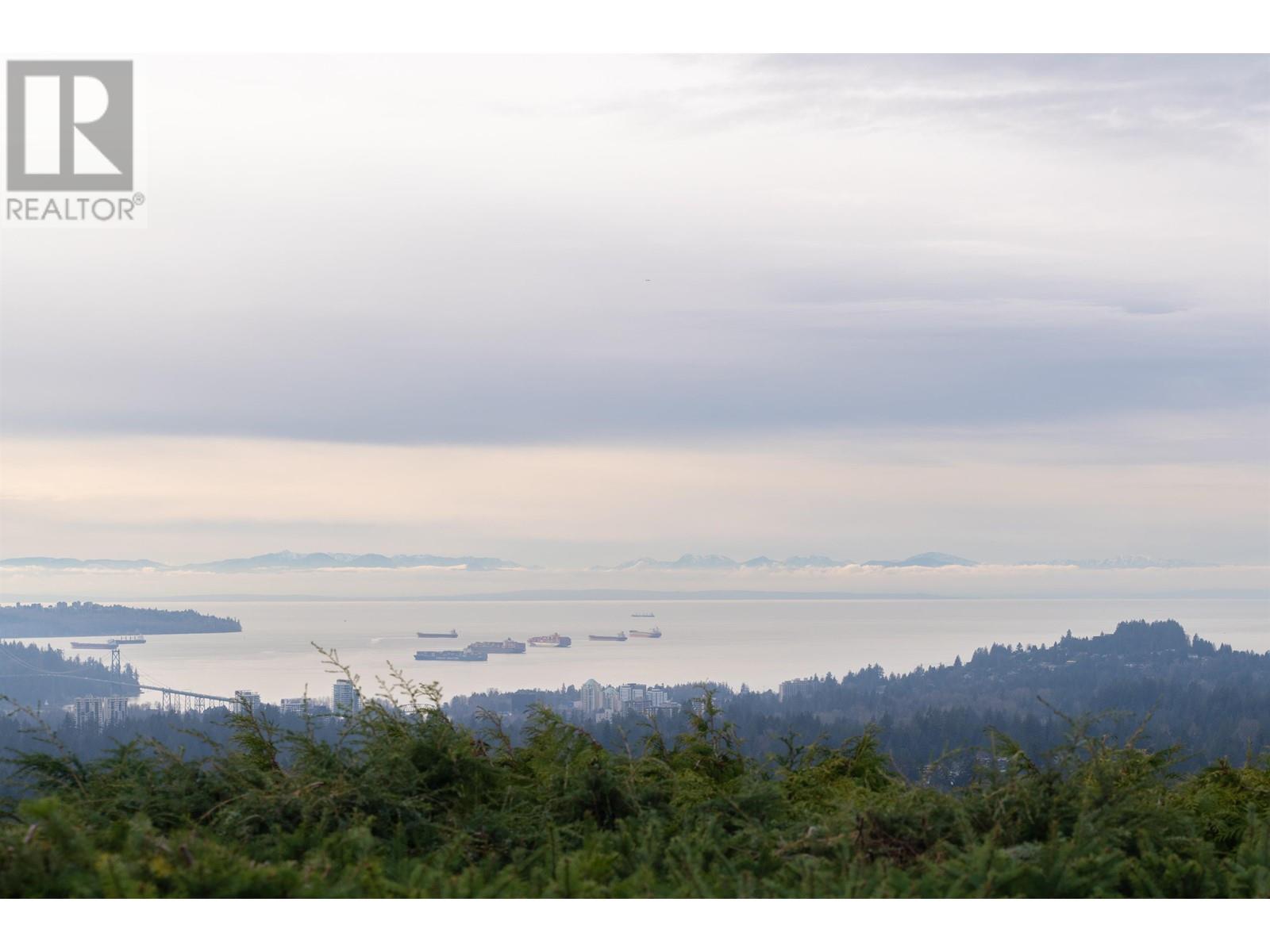 3757 St Pauls Avenue, North Vancouver, British Columbia  V7N 1T2 - Photo 4 - R2950341