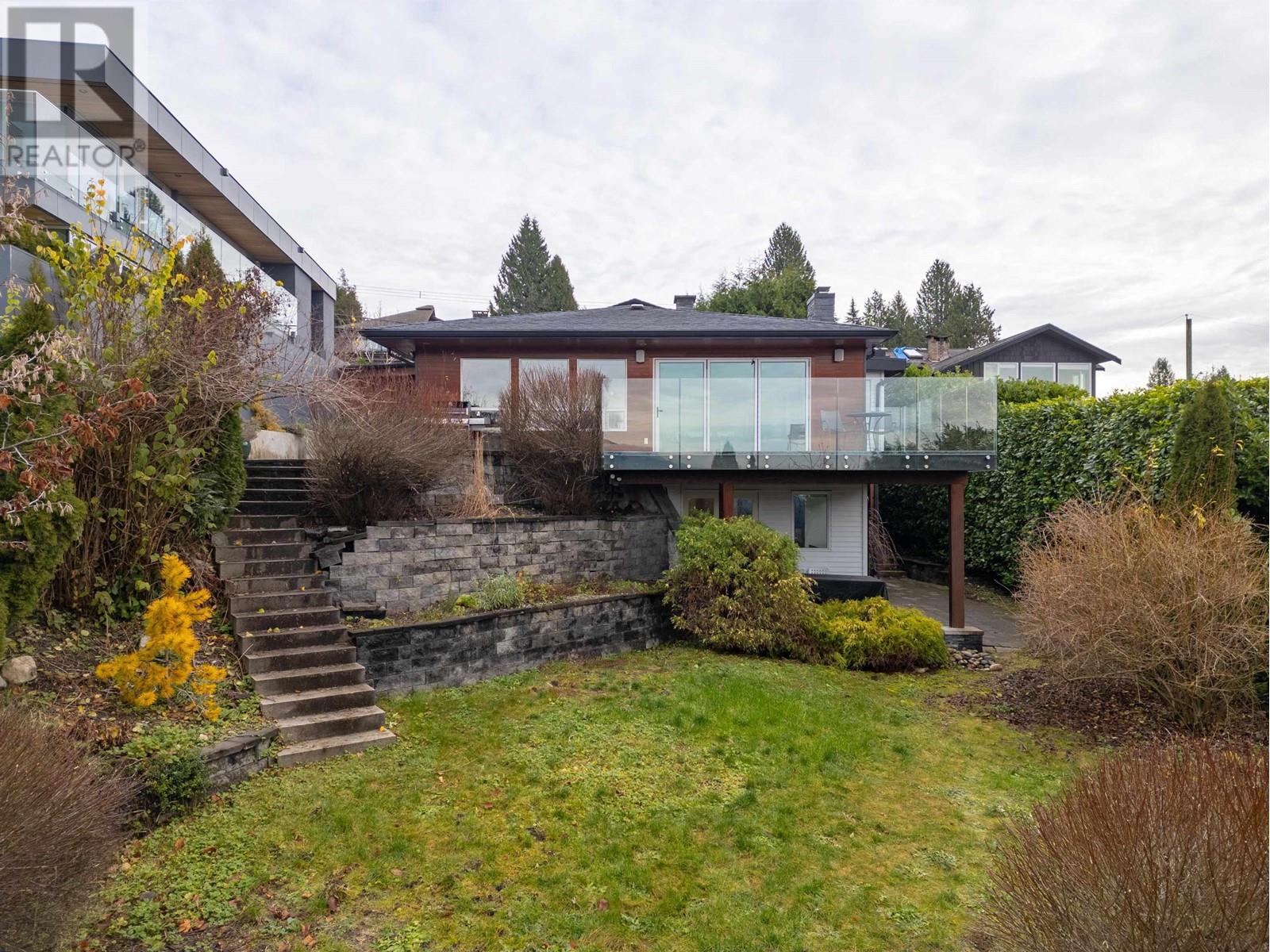 3757 St Pauls Avenue, North Vancouver, British Columbia  V7N 1T2 - Photo 32 - R2950341