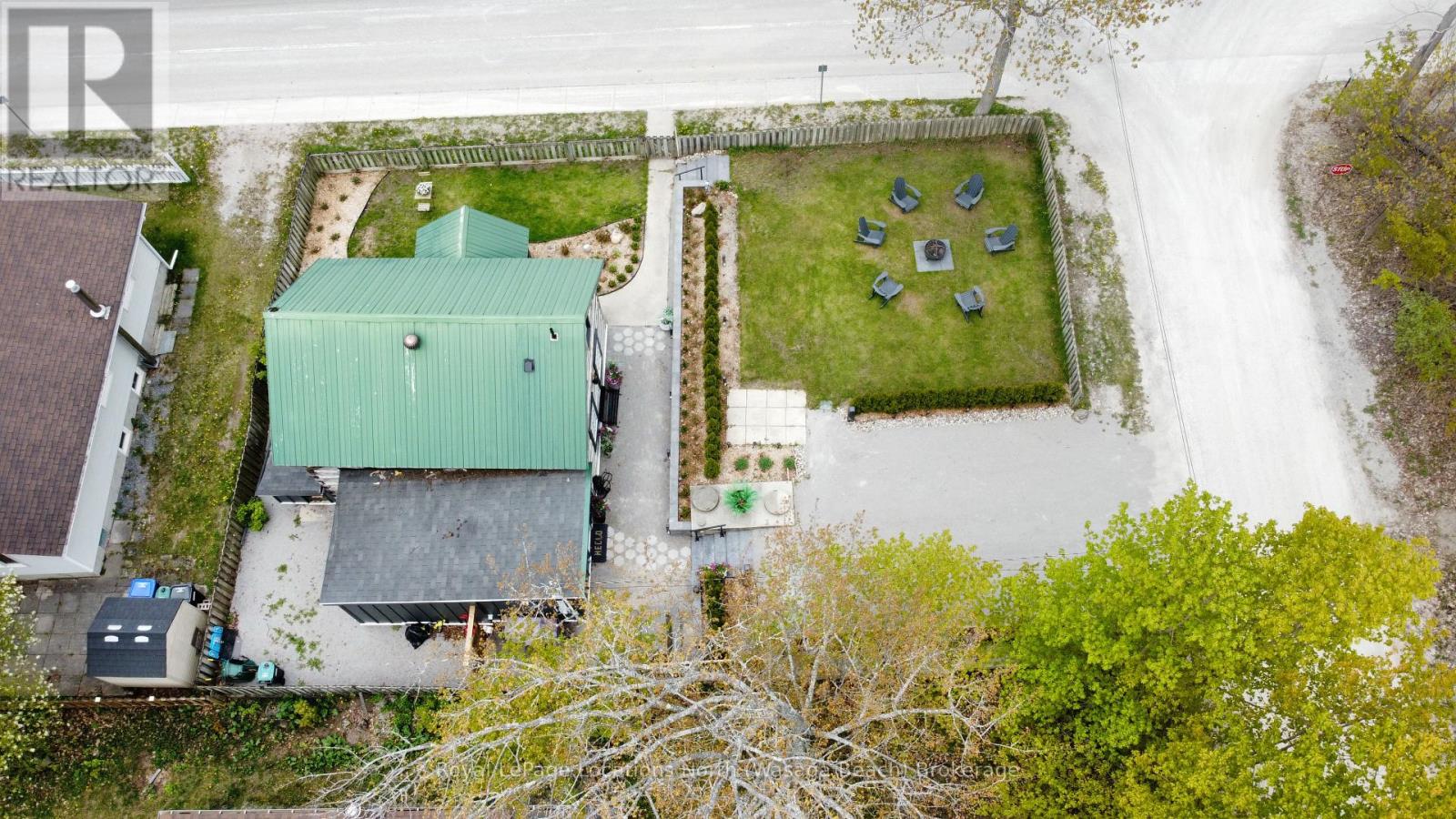 347 Balm Beach Road W, Tiny, Ontario  L0L 2J0 - Photo 5 - S11892364