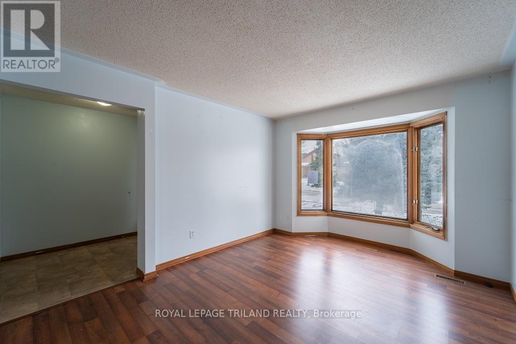 Photo 5 of 29 for 156 Golfview Road