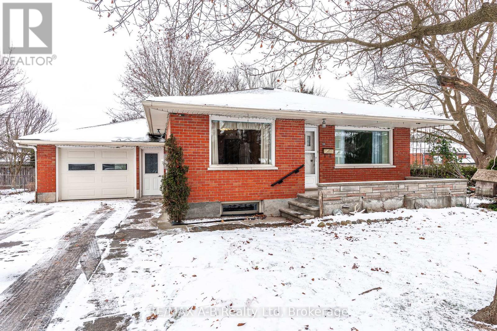 55 HURON STREET S, St. Marys, Ontario