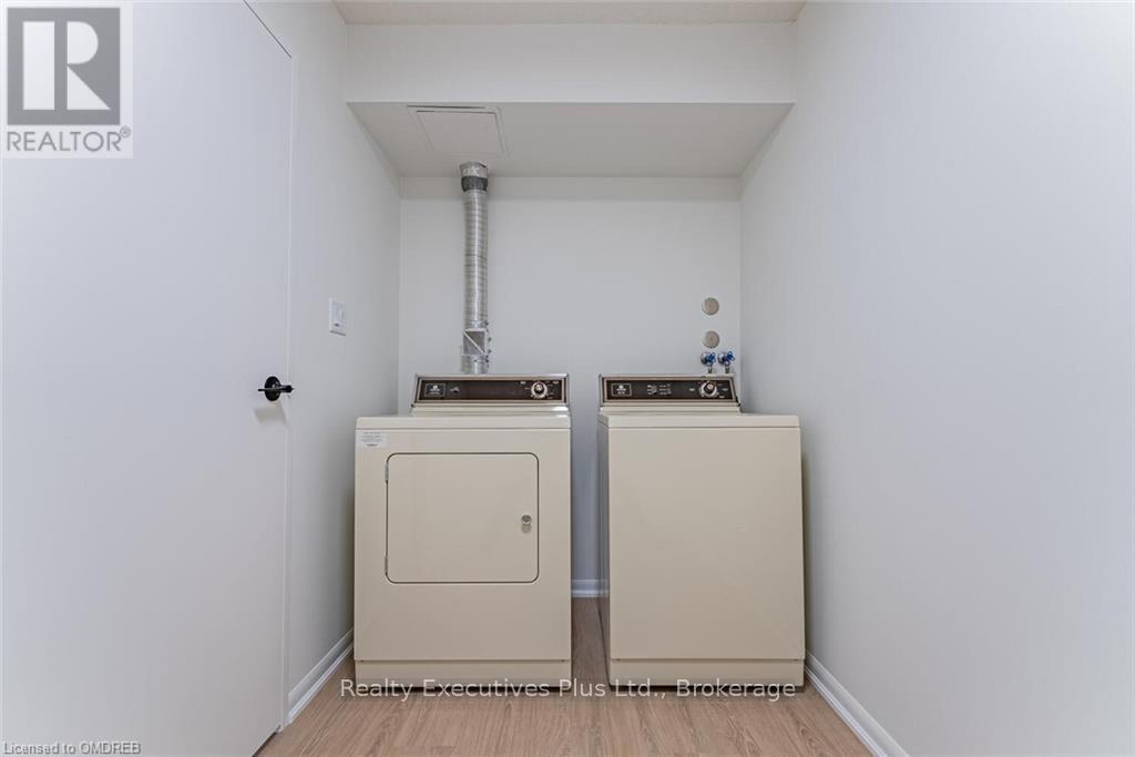 202 - 2175 Marine Drive, Oakville, Ontario  L6L 5L5 - Photo 25 - W10433005