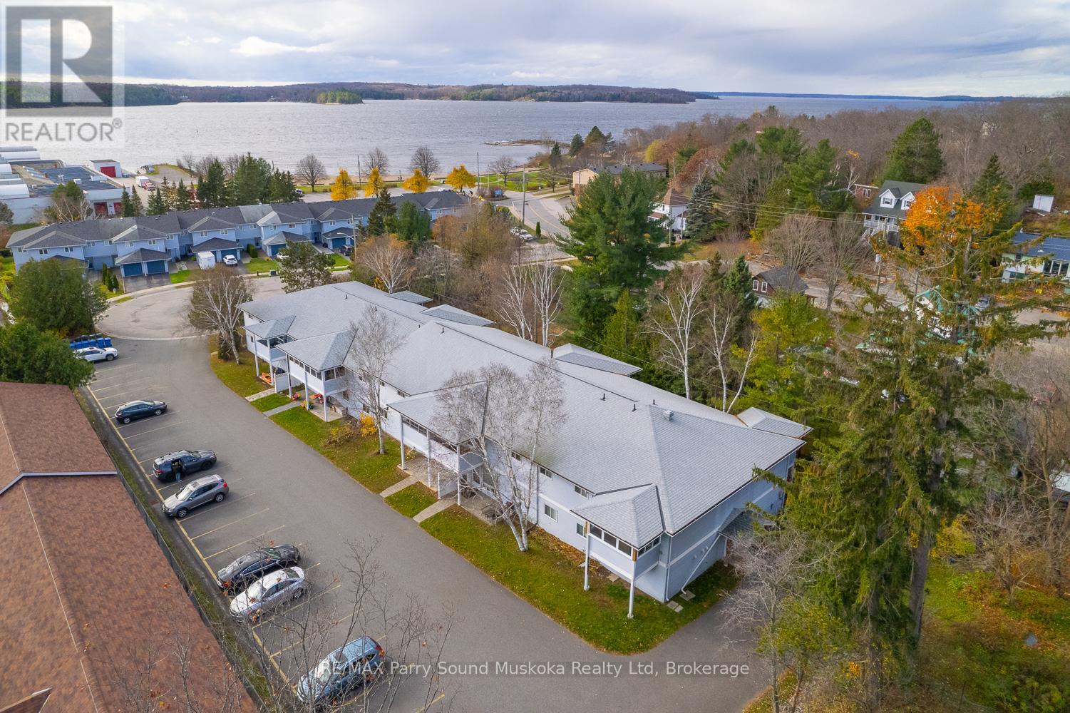 105 - 1 Georgian Bay Avenue, Parry Sound, Ontario  P2A 3B1 - Photo 2 - X11893095