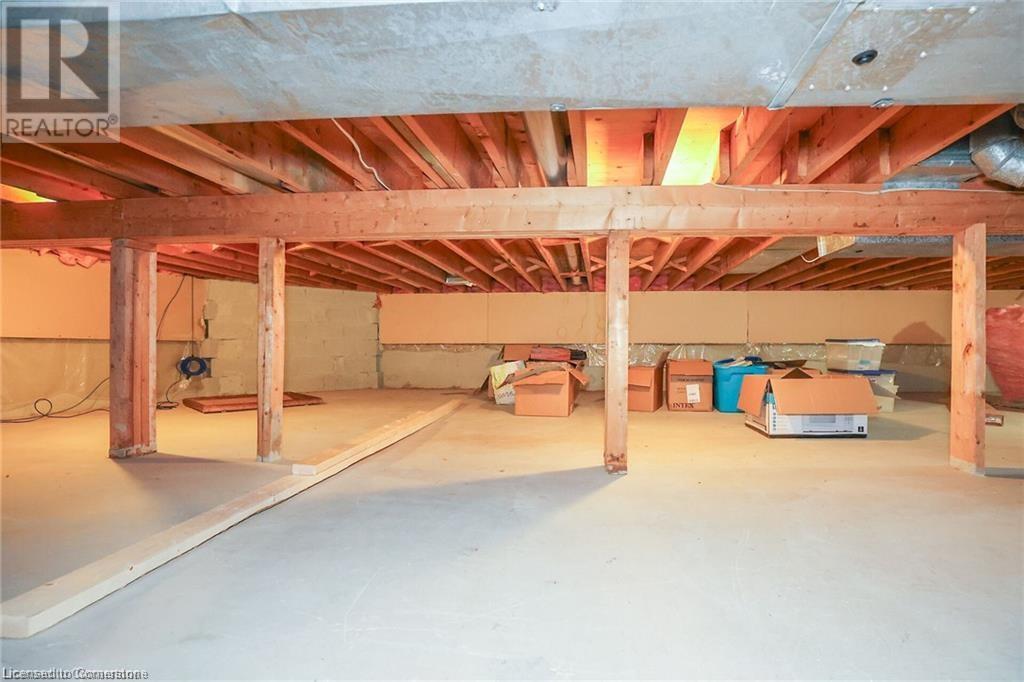 18 Merritt Crescent, Grimsby, Ontario  L3M 4X5 - Photo 25 - 40671452