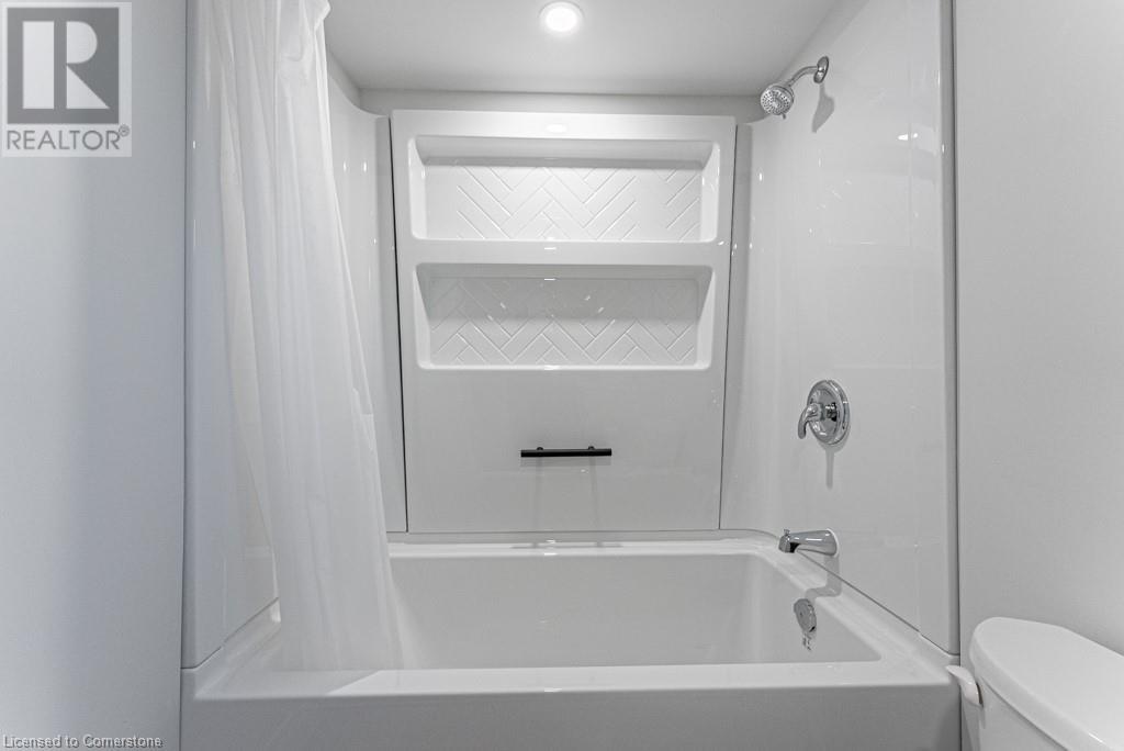 42 Dunsdon (Lower Unit) Street, Brantford, Ontario  N3R 3J3 - Photo 8 - 40683449