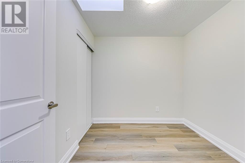 1577 Rose Way Unit# 105, Milton, Ontario  L9E 1N4 - Photo 23 - 40685263