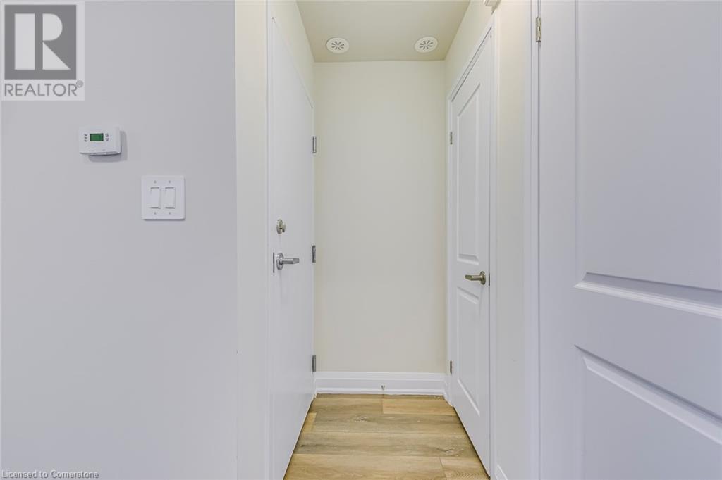 1577 Rose Way Unit# 105, Milton, Ontario  L9E 1N4 - Photo 4 - 40685263