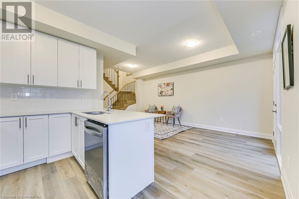 1577 Rose Way Unit# 105Milton, Ontario  L9E 1N4 - Photo 16 - 40685260